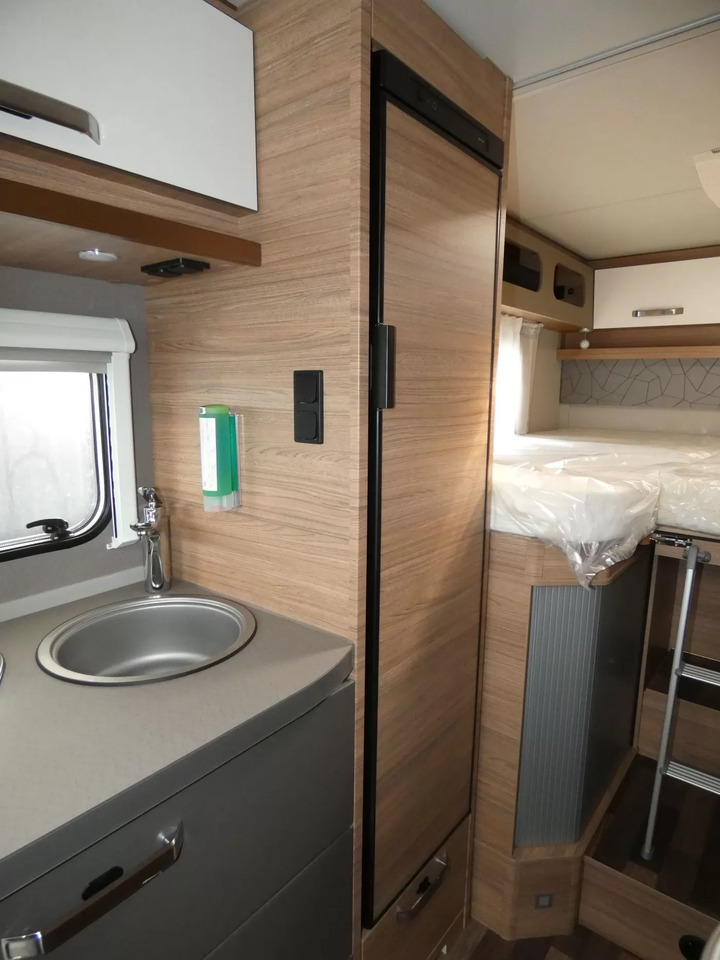 Autocaravana perfilada nuevo Weinsberg CaraCompact 640 MEG EDITION [PEPPER] *8106: foto 12