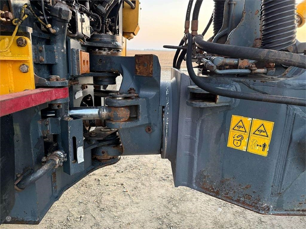 Leasing de Komatsu HM 400-2  Komatsu HM 400-2: foto 17