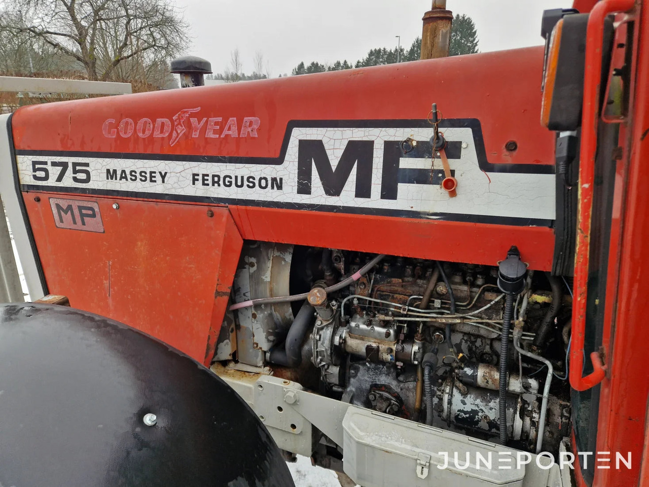 Tractor Massey Ferguson 575 MP 4WD: foto 7