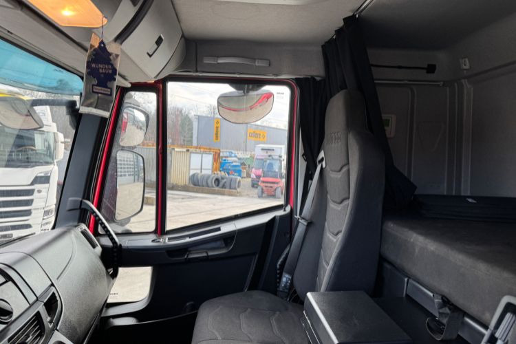 Camión volquete Iveco Eurocargo 140E28 3-Seitenkipper: foto 17