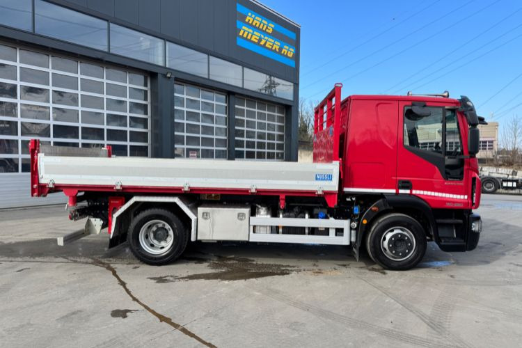 Camión volquete Iveco Eurocargo 140E28 3-Seitenkipper: foto 9