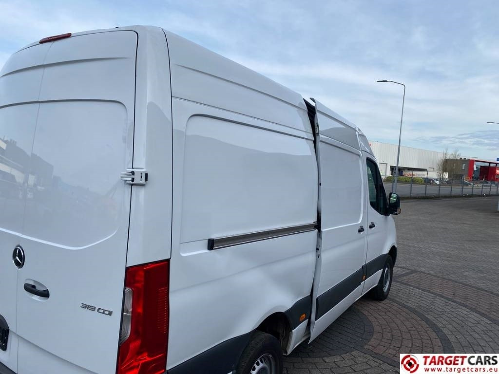 Furgón Mercedes-Benz 319CDI Sprinter L2H2 Aut Euro6E Roof Damage: foto 30