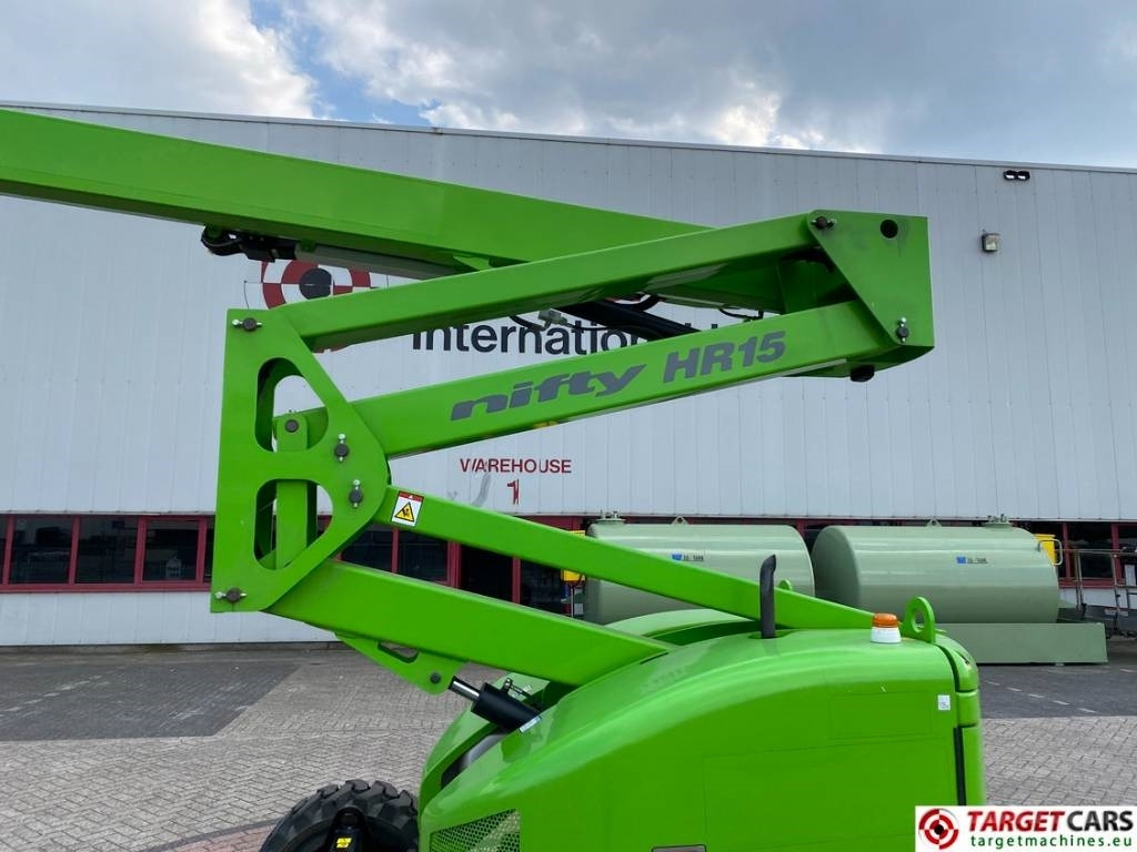 Leasing de Niftylift HR15D MK3 Diesel 4x4 Articulated Boom Lift 1570cm  Niftylift HR15D MK3 Diesel 4x4 Articulated Boom Lift 1570cm: foto 28