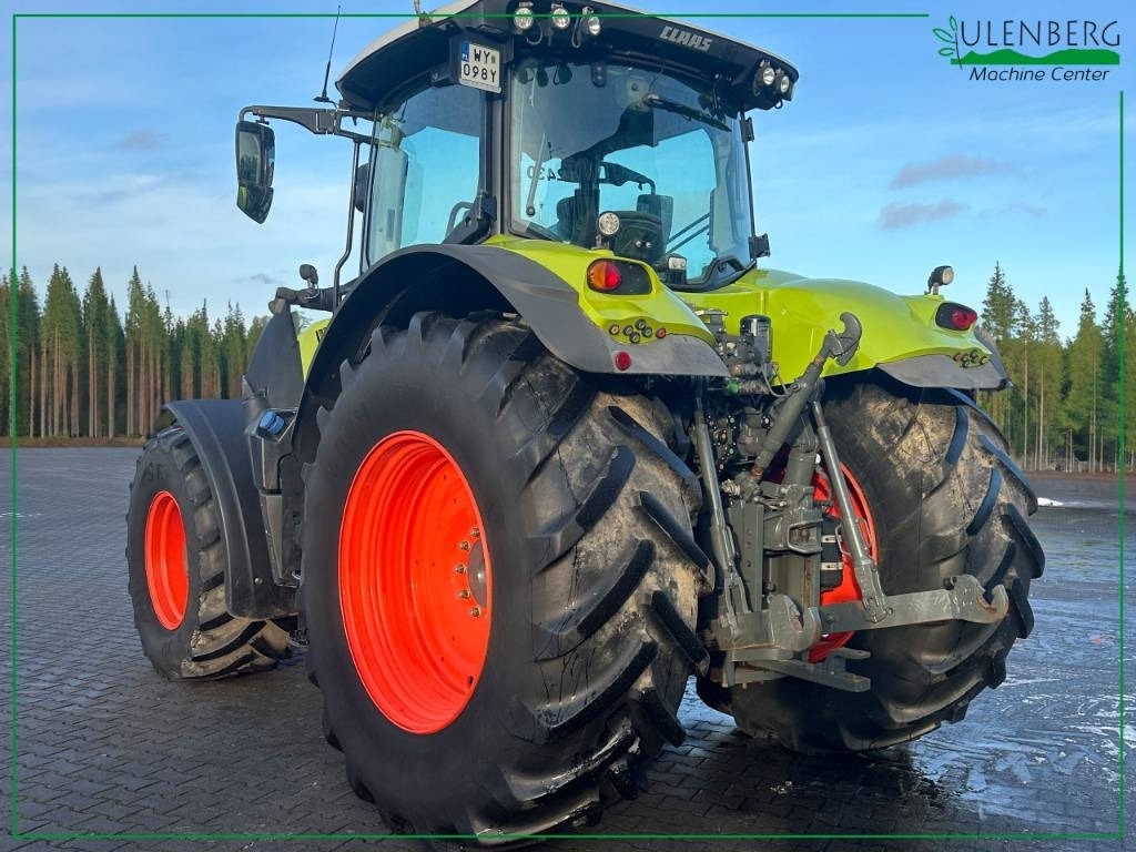 Tractor Claas Axion 850: foto 6