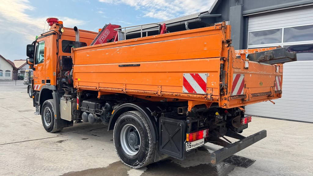 Leasing de Mercedes-Benz Actros 1832 AK tipper 4x4 - crane Fassi 9.2M - remote control  Mercedes-Benz Actros 1832 AK tipper 4x4 - crane Fassi 9.2M - remote control: foto 6