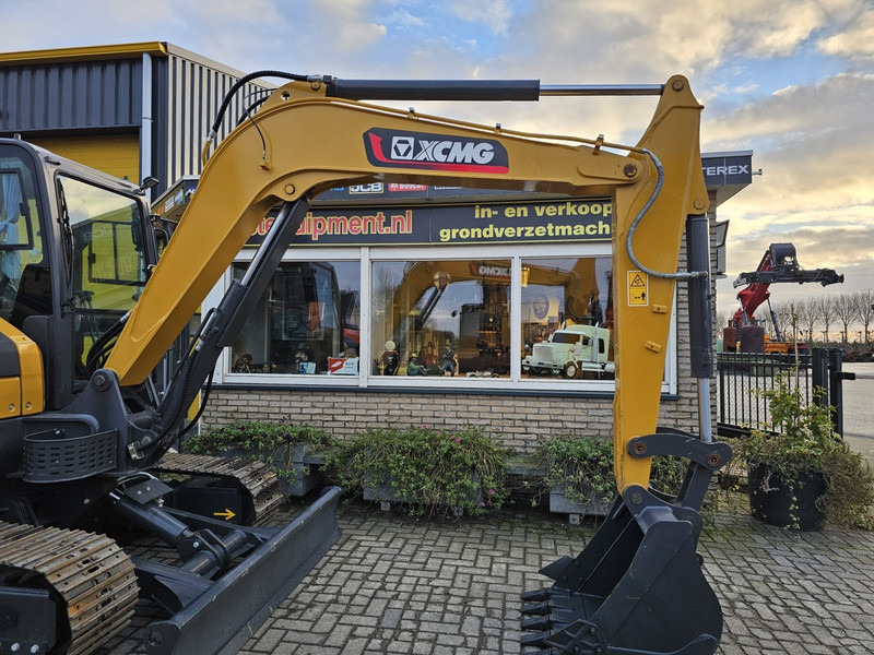 Miniexcavadora XCMG XE60GA: foto 8