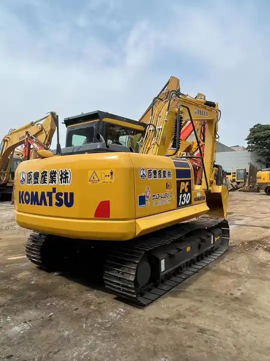 Excavadora de cadenas Used cheap Japan Komatsu PC130-7 medium digger Komatsu PC130-7 for sale, used komatsu 13ton mini excavators: foto 6