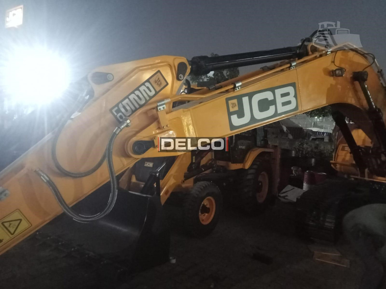 Excavadora de cadenas nuevo JCB 225 LC: foto 17