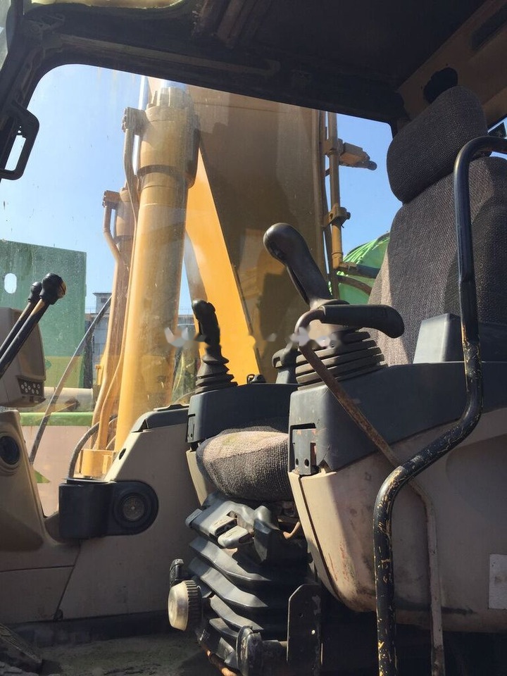 Excavadora de cadenas Caterpillar 320C: foto 7