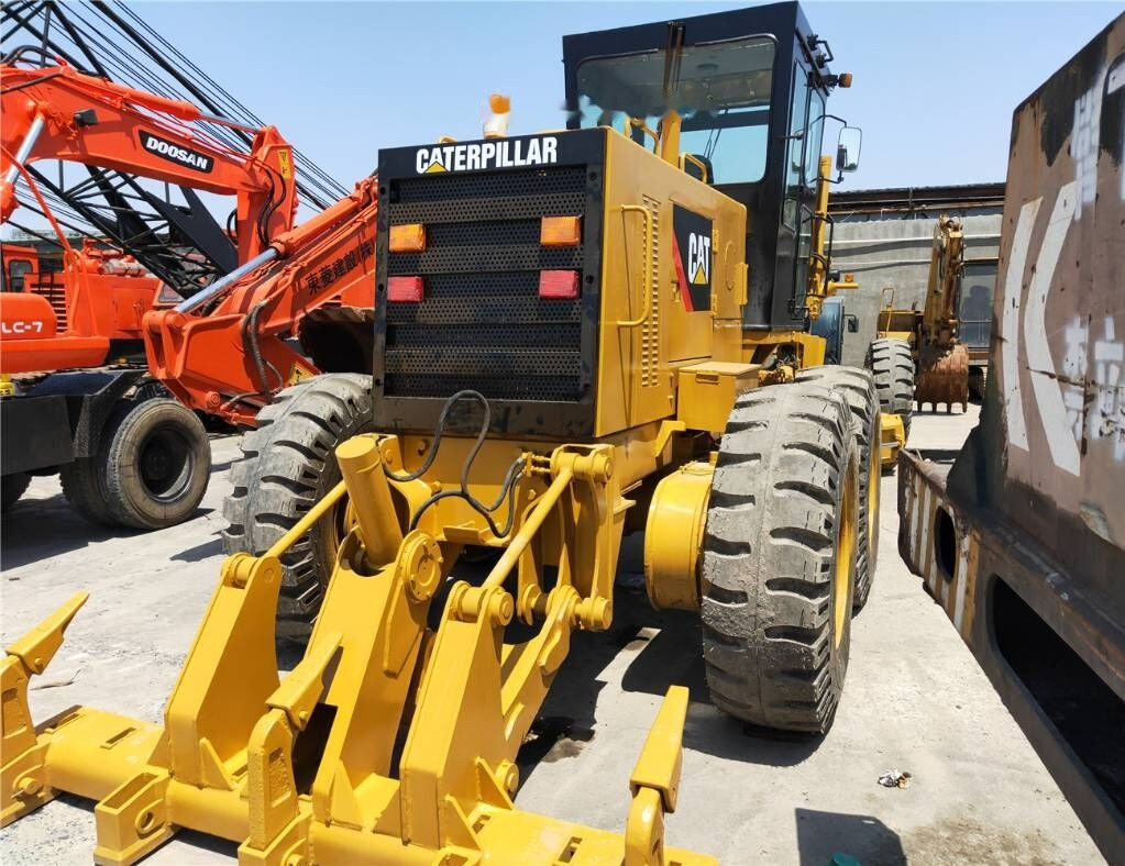 Grader Caterpillar 140 G: foto 7