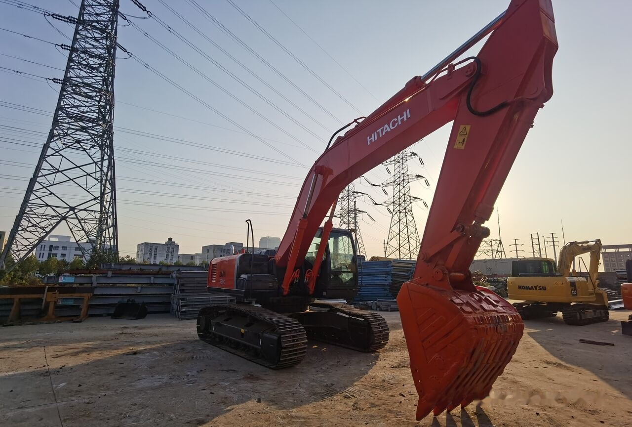 Excavadora de cadenas Hitachi ZX350: foto 9