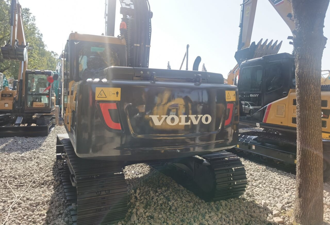 Excavadora de cadenas Volvo EC140DL: foto 7