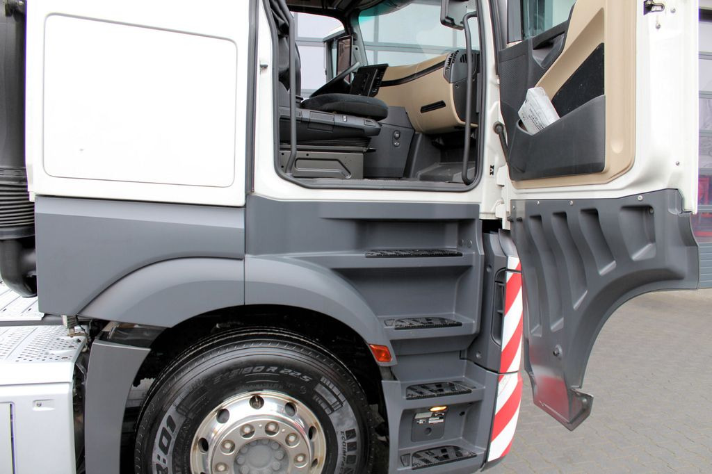 Cabeza tractora Mercedes-Benz Actros 2551 6x2 BigSpace 68 to Schwerlast + LIFT: foto 6