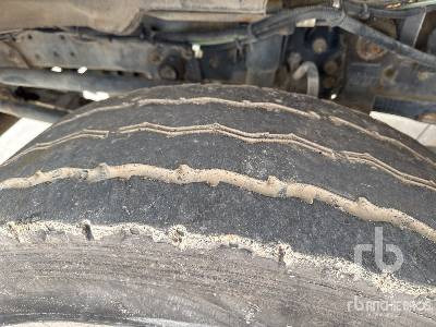 Camión volquete RENAULT KERAX 370 DCI 8x4 Camion Benne: foto 48