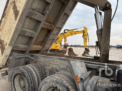 Camión volquete RENAULT KERAX 370 DCI 8x4 Camion Benne: foto 34