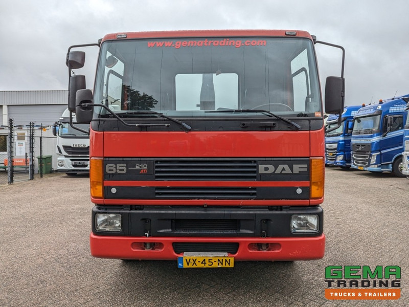 Leasing de DAF CF65.210 ATi 4x2 Daycab Euro1 Allisson Automaat - LeeBur Haakarm Systeem 10T - KlapBumper - Bladgeveerd (V783) DAF CF65.210 ATi 4x2 Daycab Euro1 Allisson Automaat - LeeBur Haakarm Systeem 10T - KlapBumper - Bladgeveerd (V783): foto 8