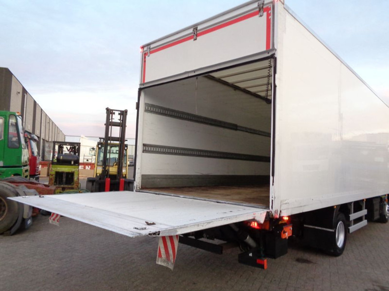 Camión caja cerrada DAF LF 45.220 + Euro 5 + Dhollandia Lift + Manual: foto 12