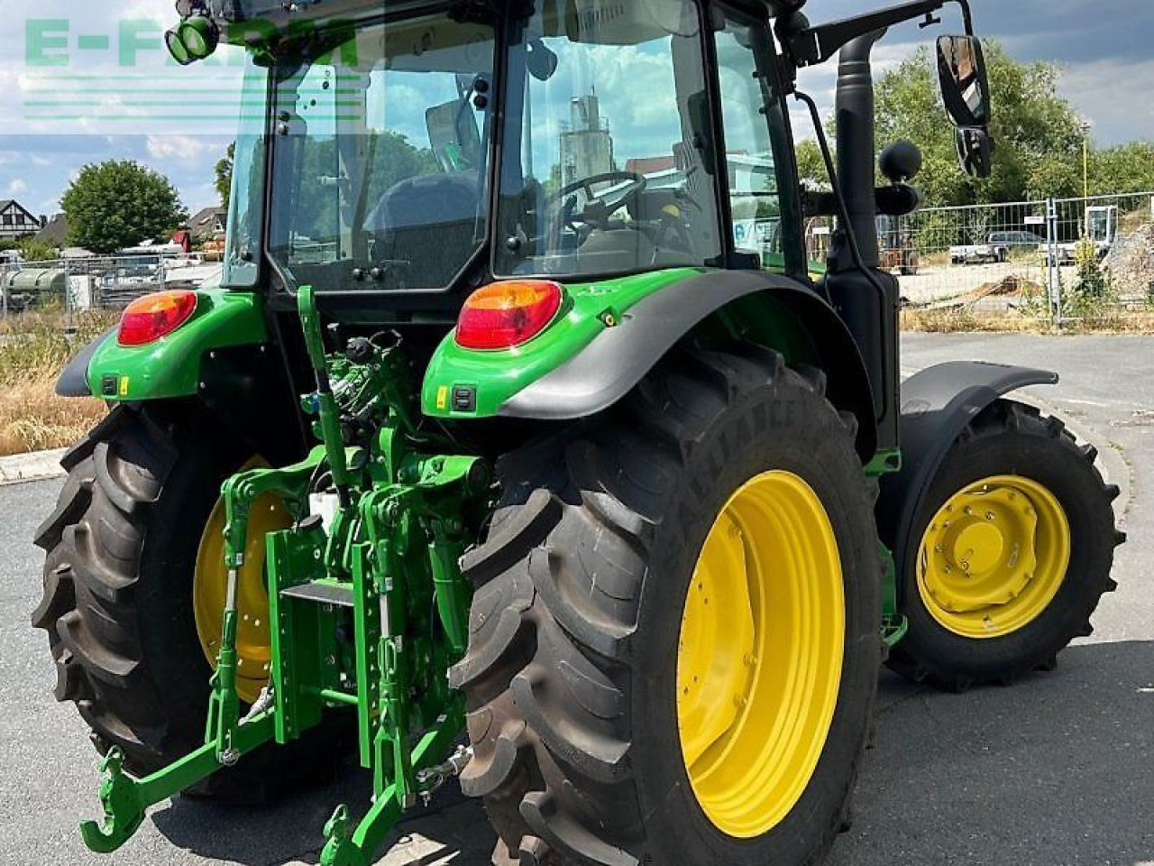 Tractor John Deere 5090 m: foto 6