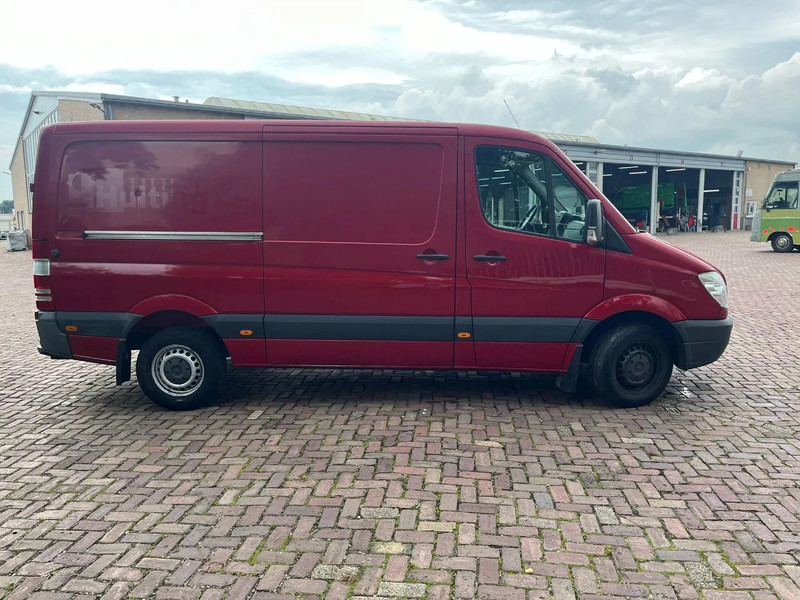 Furgón Mercedes-Benz Sprinter 313 CDI L2H1: foto 6