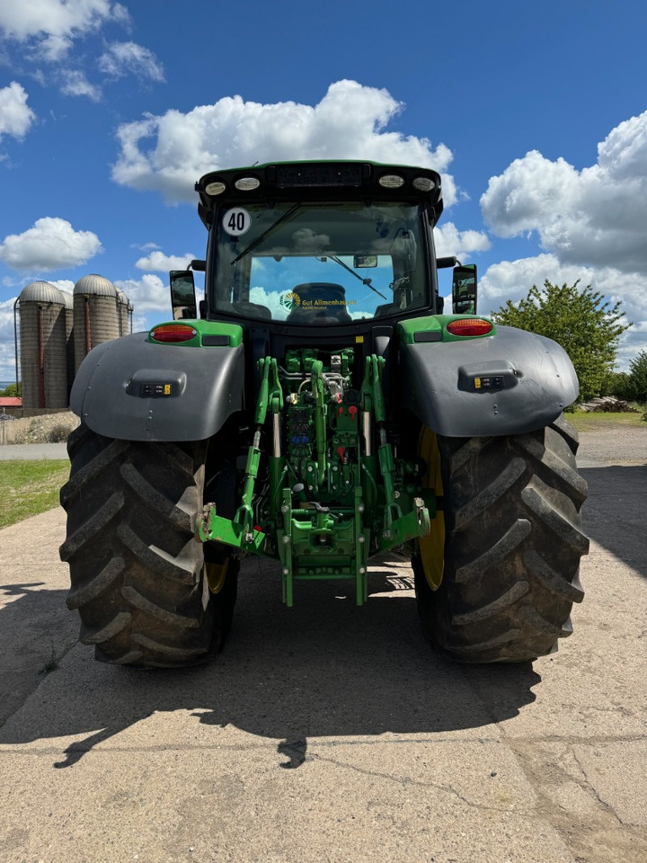 Tractor John Deere 6215 R: foto 7