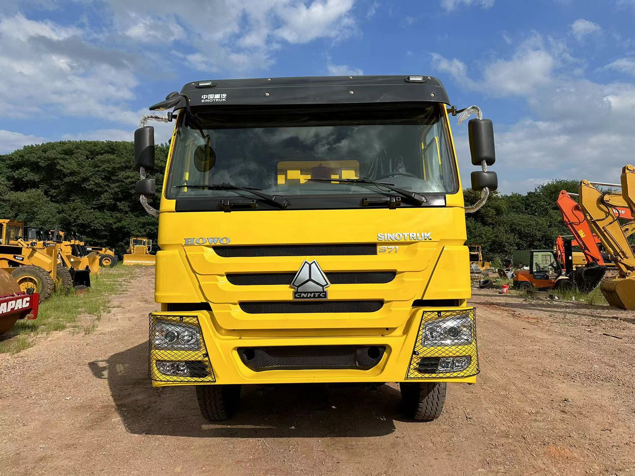 Camión volquete SINOTRUK Howo 371 Dump truck: foto 6