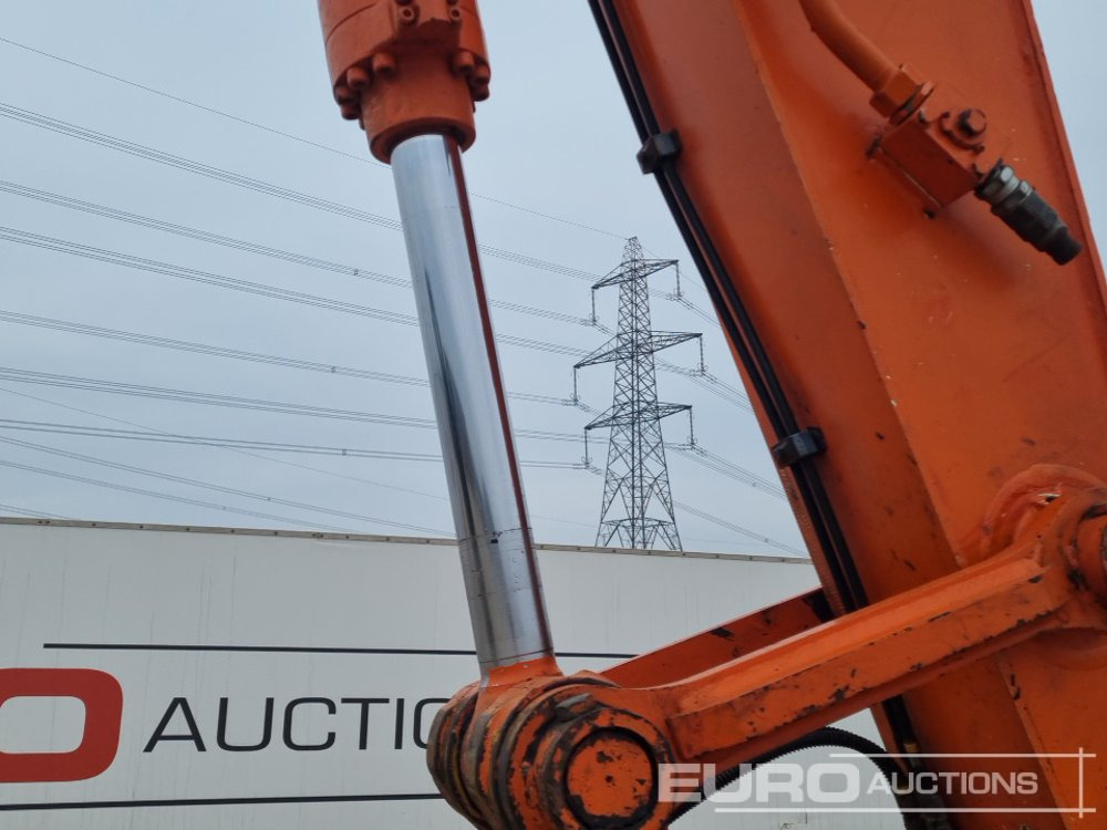 Excavadora de cadenas 2011 Hitachi ZX210LC-3: foto 29