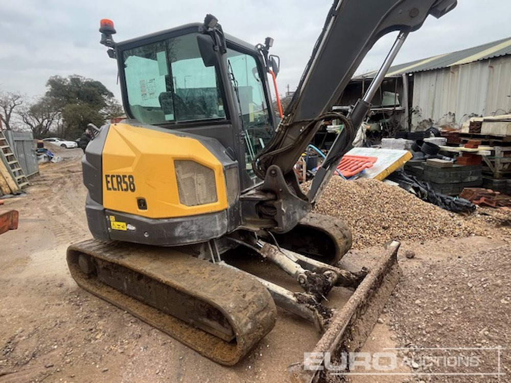 Miniexcavadora 2021 Volvo ECR58F: foto 7