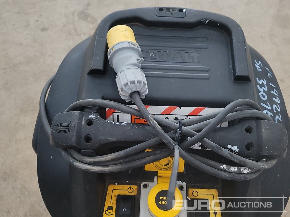 Equipo de construcción Dewalt DWV901L 110 Volt Industrial Vacuum Cleaner: foto 9