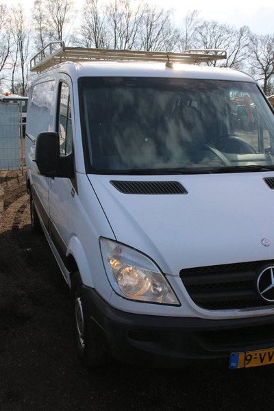 Furgón Mercedes-Benz Sprinter: foto 6