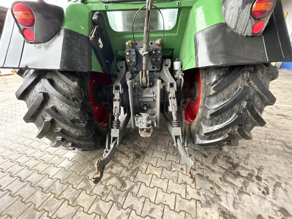 Tractor Fendt 411 Vario: foto 31